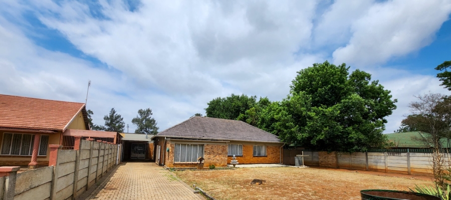 2 Bedroom Property for Sale in Stilfontein Ext 4 North West